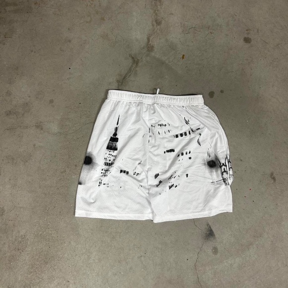 White Eric Emanuel shorts - Picture 2 of 4